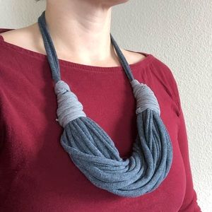 ♻️ Upcycled T-Shirt Necklace - Gray Twist Design